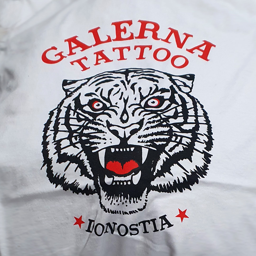 Serigrafía camisetas para Galerna Tattoo por contraste serigrafía
